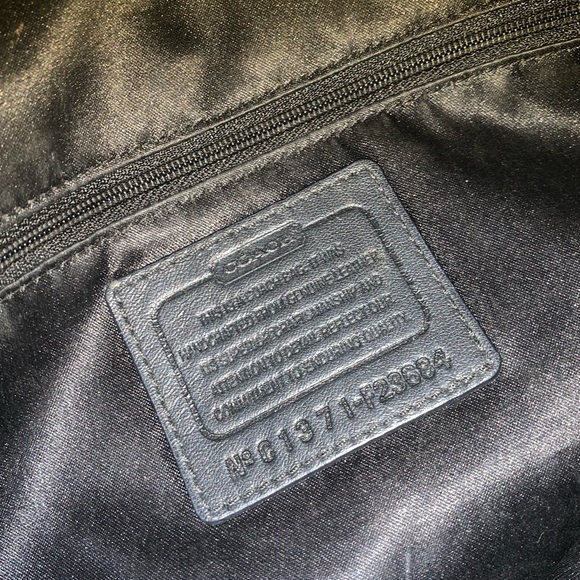 COACH Black and Gold Leather Bag - Picture 4 of 6